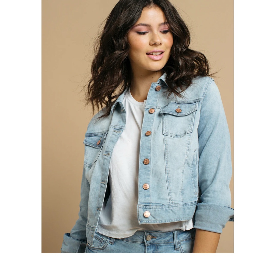 Celebrity Pink jacket size M